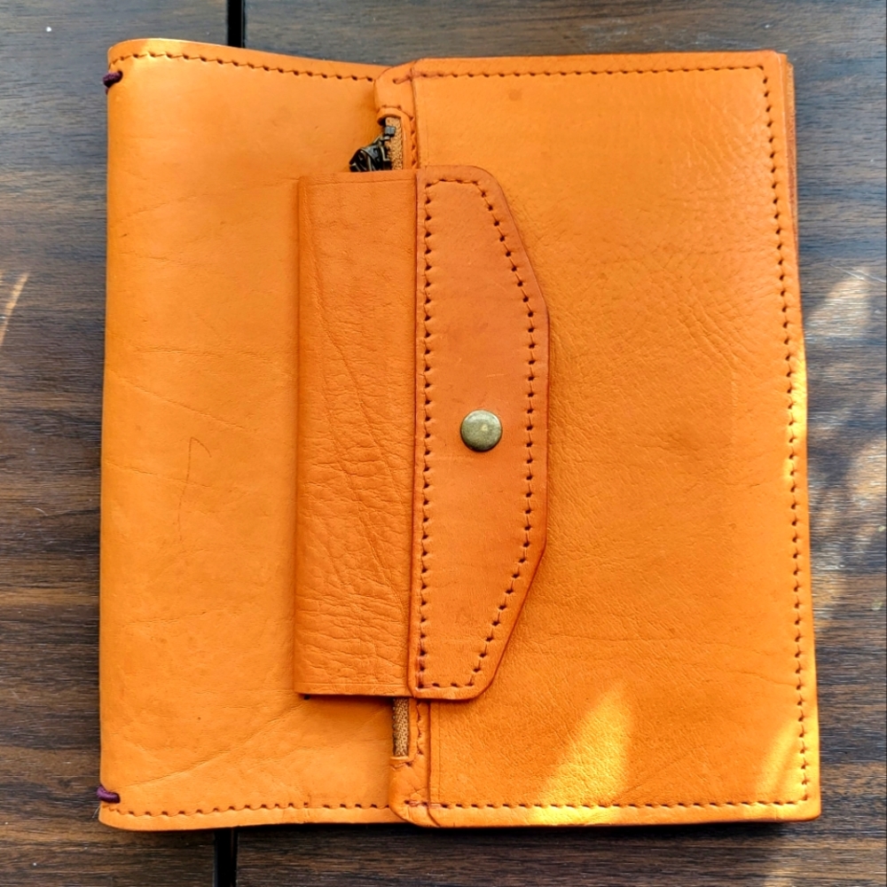 A5 Leather Traveler's Notebook ApplePig Handcrafted